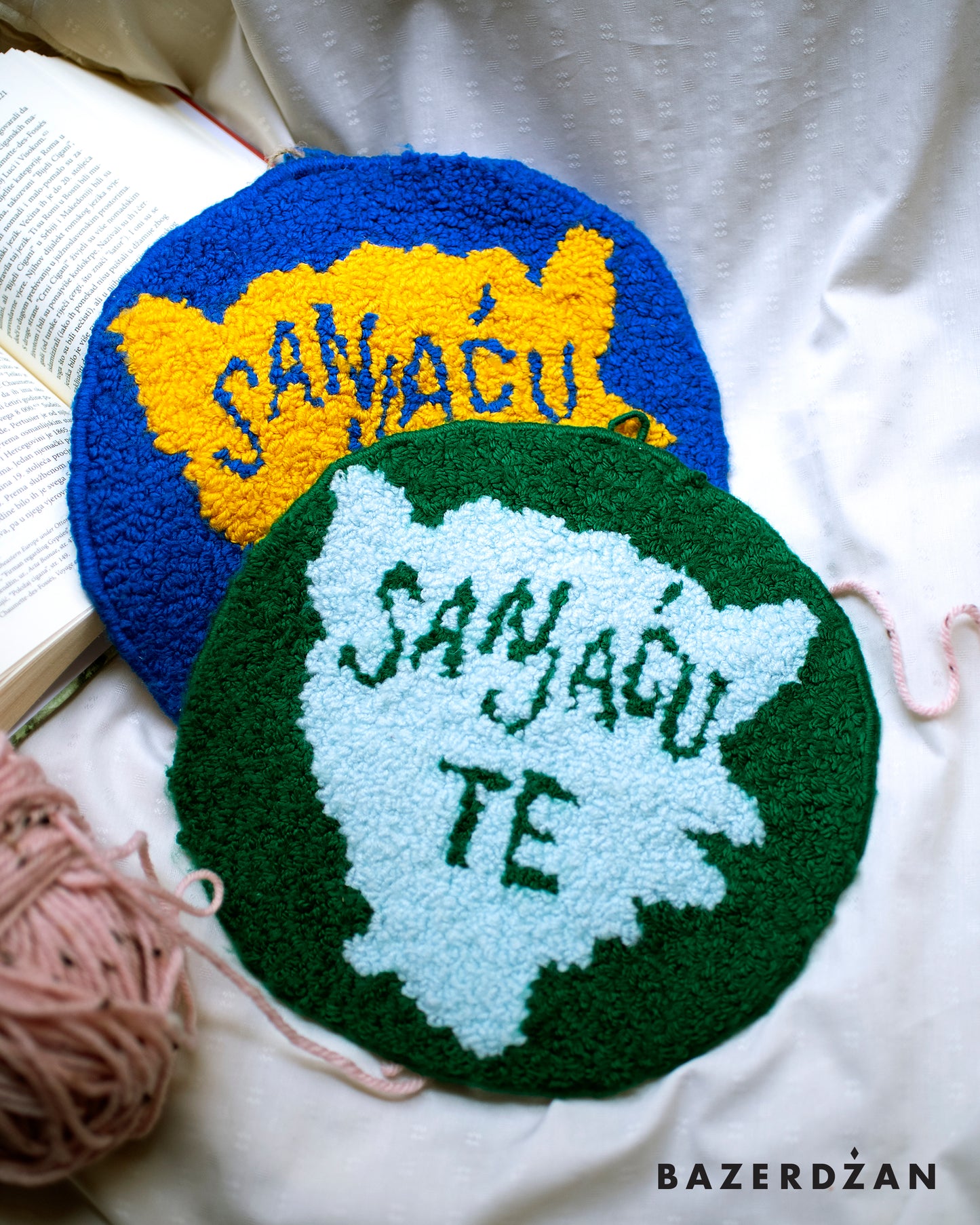 Handmade Tapestry "Sanjaću te"