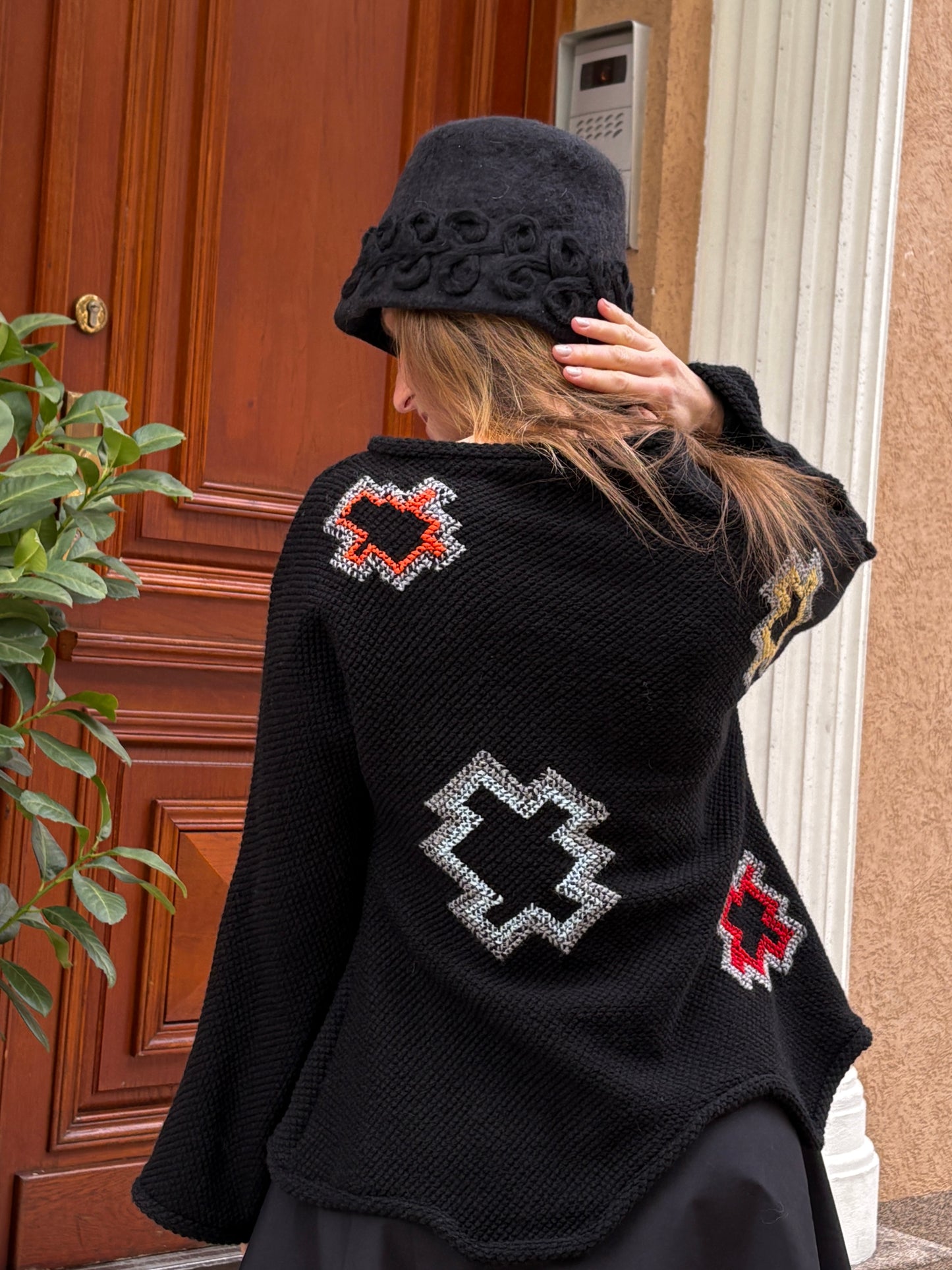 Woolen-embroidered Jacket